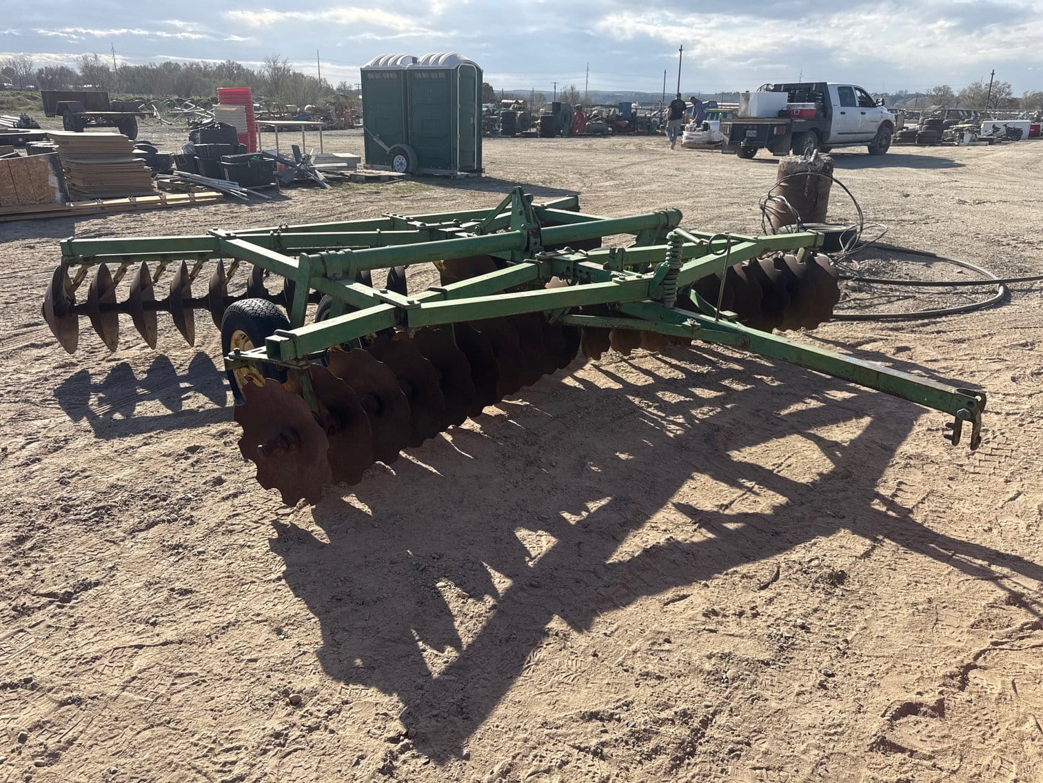 John Deere 110 Equipment Image0