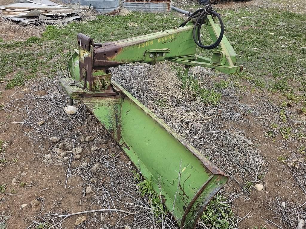 Image of John Deere 115 Image 0