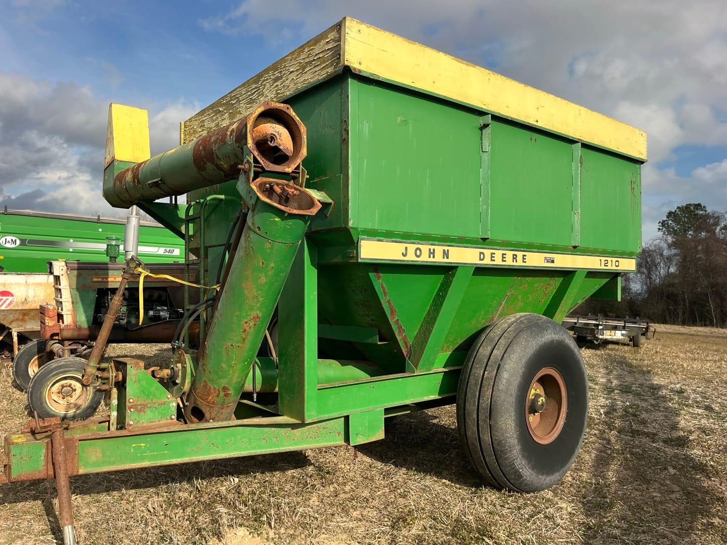 John Deere 1210 Equipment Image0