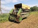 John Deere 122 Image