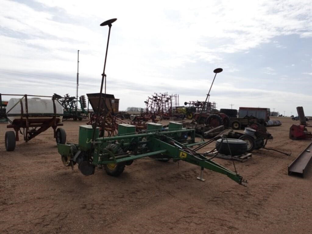 Main image John Deere 1240