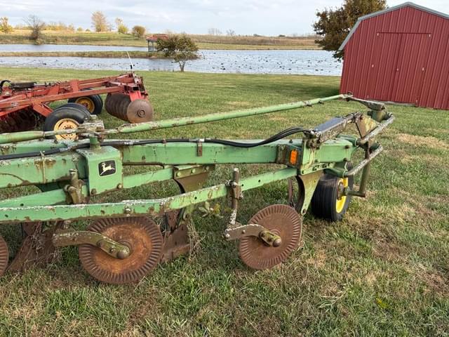 Image of John Deere 1350-1450 equipment image 3