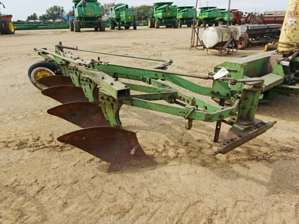 Image of John Deere 145 Primary image