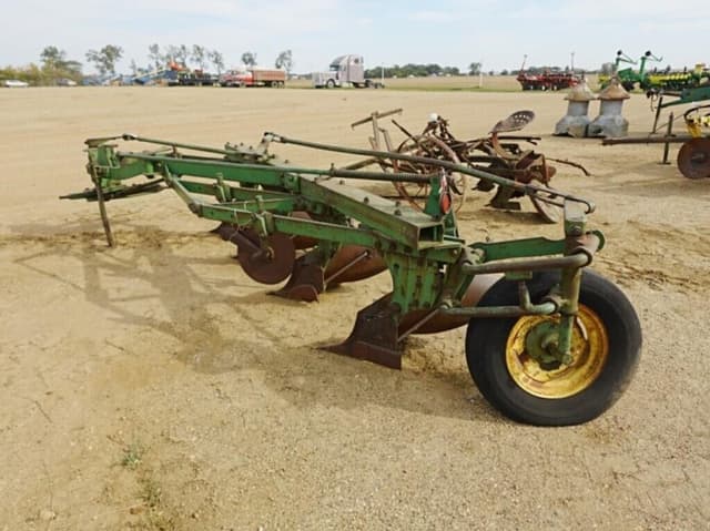 Image of John Deere 145 equipment image 3