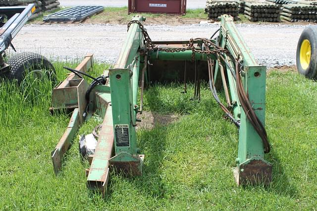 Image of John Deere 148 equipment image 2