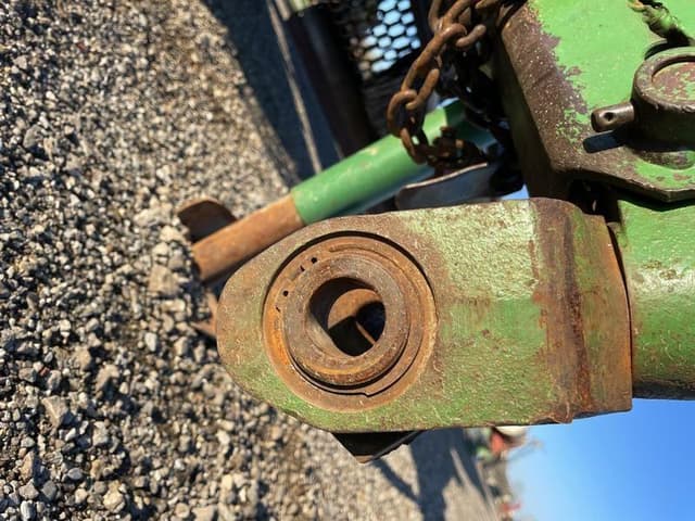 Image of John Deere 1517 equipment image 3