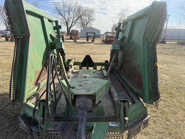 Image of John Deere 1518 equipment image 1