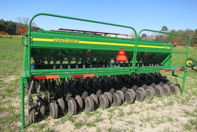 Image of John Deere 1520 equipment image 4