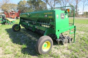 John Deere 1520 Image