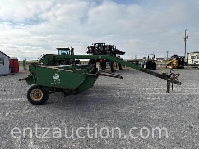 Image of John Deere 1525 equipment image 3