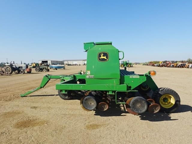 Image of John Deere 1560 equipment image 2