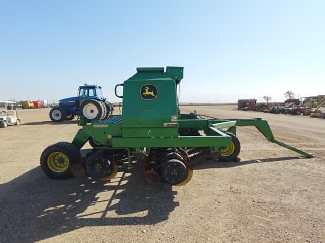 Image of John Deere 1560 equipment image 3