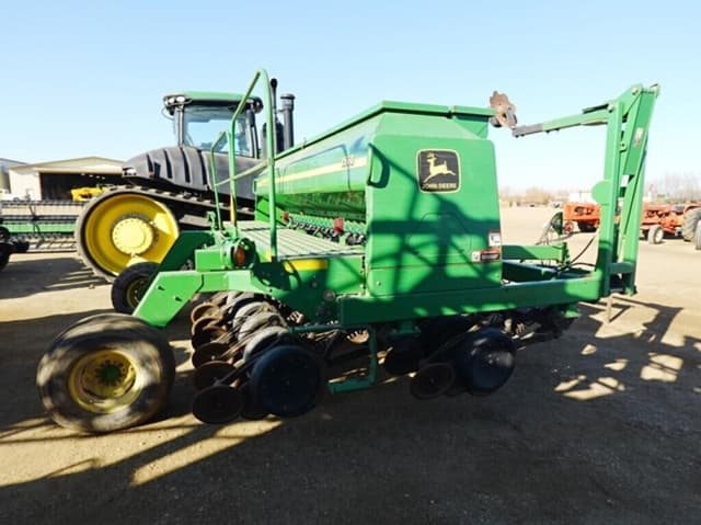 Image of John Deere 1560 equipment image 2