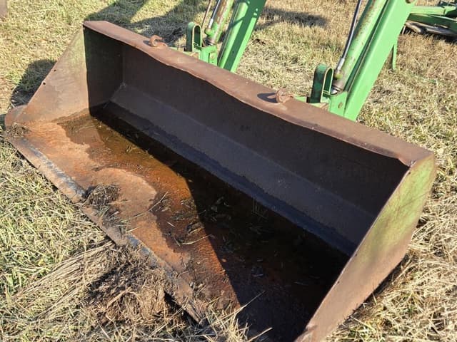 Image of John Deere 158 equipment image 1