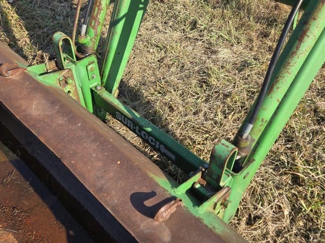 Image of John Deere 158 equipment image 2