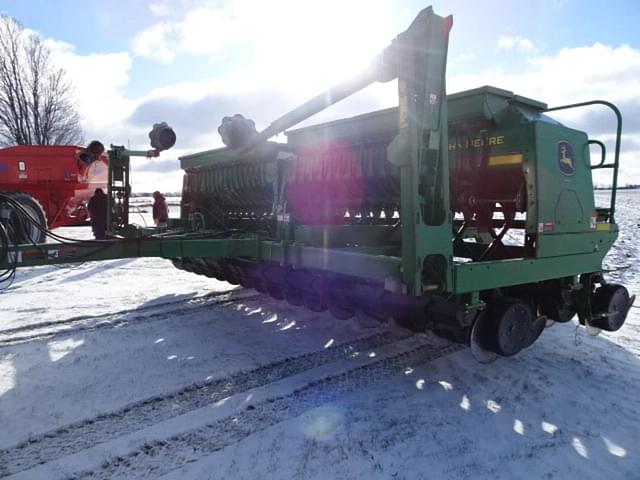 Image of John Deere 1590 equipment image 3