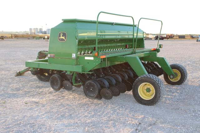 Image of John Deere 1590 equipment image 4