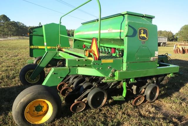 Image of John Deere 1590 equipment image 1