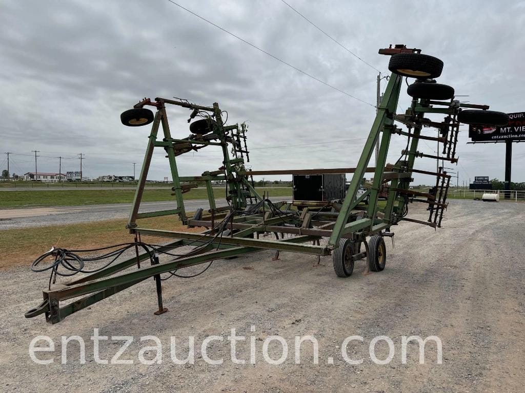 Main image John Deere 1600