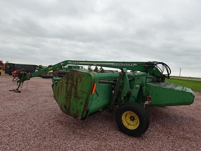 Image of John Deere 1600A equipment image 4