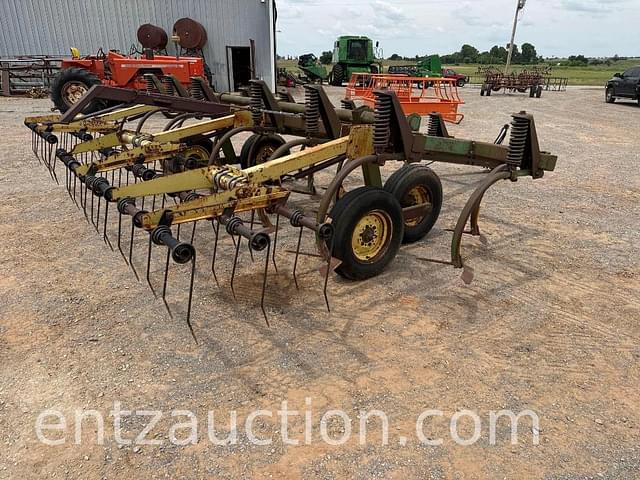 Image of John Deere 1610 equipment image 4
