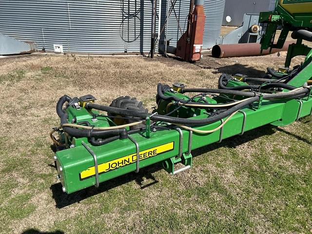 Image of John Deere 1725C equipment image 4