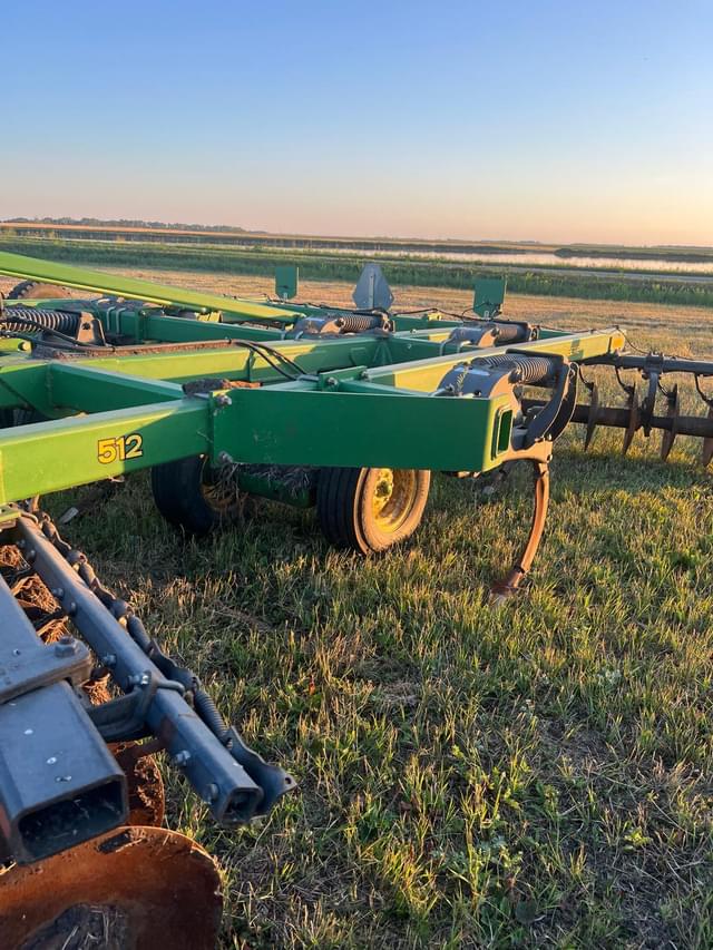 Image of John Deere 512 equipment image 3