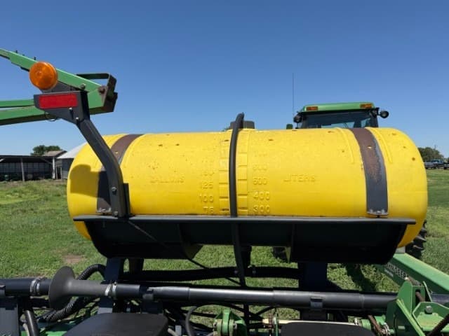 Image of John Deere 1760 equipment image 4