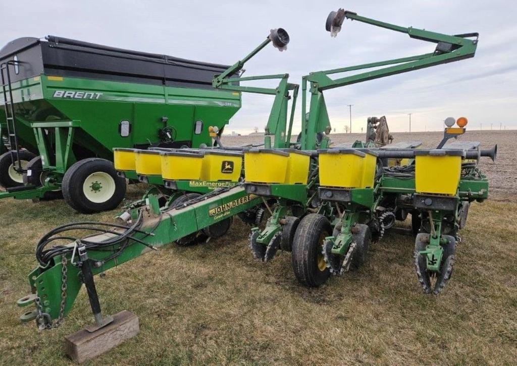 Main image John Deere 1760