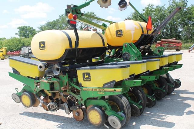 Thumbnail image John Deere 1760 4