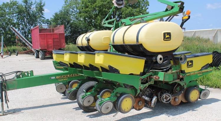 Main image John Deere 1760 5