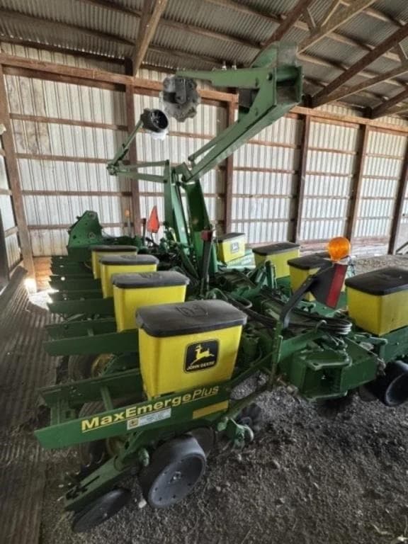 Image of John Deere 1760 equipment image 3