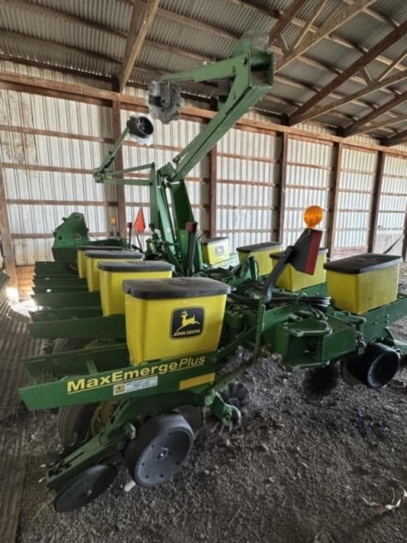 Image of John Deere 1760 equipment image 2