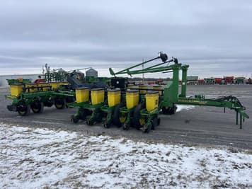 Main image John Deere 1770