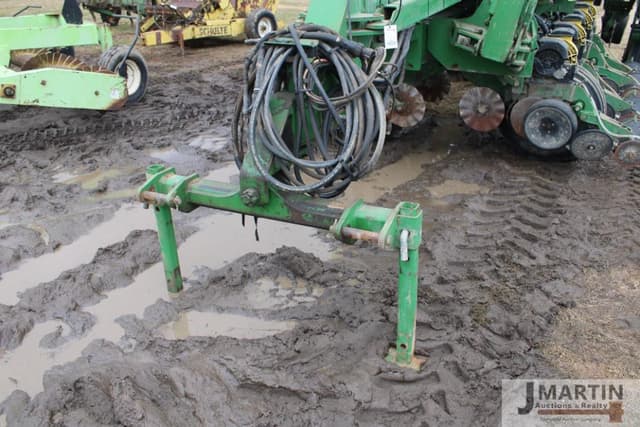 Image of John Deere 1790 equipment image 4