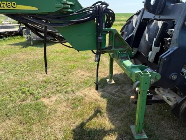 Image of John Deere 1790 equipment image 3