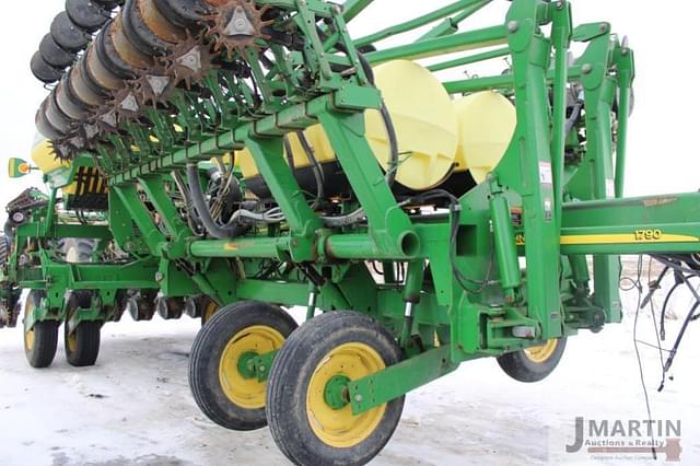 Image of John Deere 1790 equipment image 4