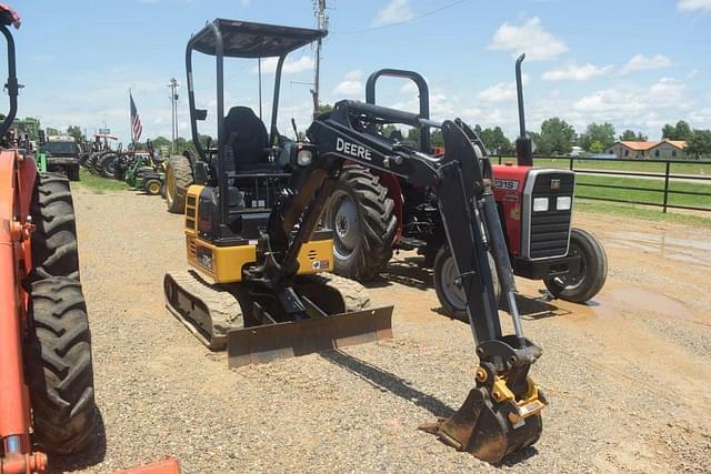 Image of John Deere 17G equipment image 3