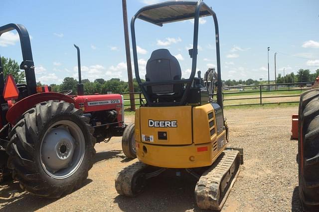 Image of John Deere 17G equipment image 2