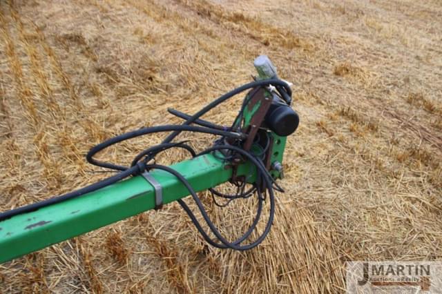 Image of John Deere 200 equipment image 4