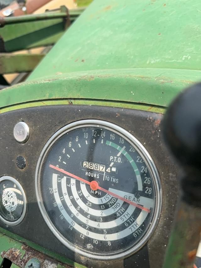 Image of John Deere 2010 equipment image 2