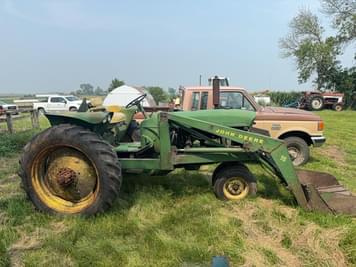 Main image John Deere 2010