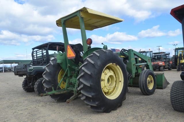 Image of John Deere 2020 equipment image 2