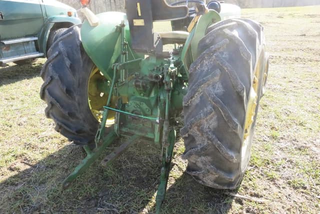 Image of John Deere 2020 equipment image 4