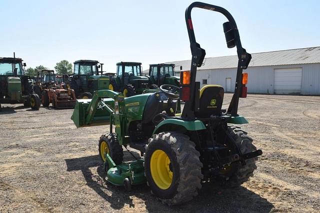 Image of John Deere 2025R equipment image 1