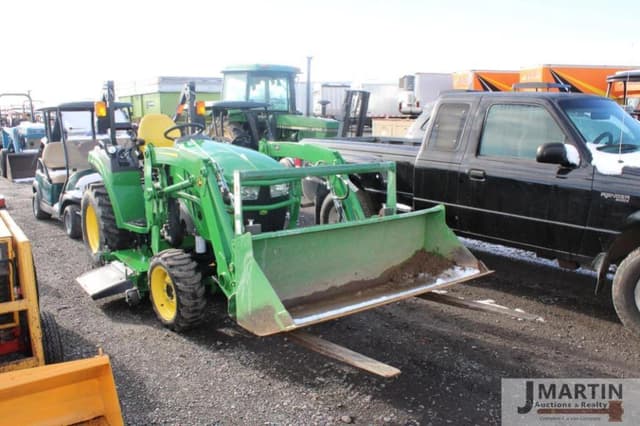 Image of John Deere 2038R equipment image 1