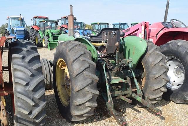 Image of John Deere 2040 equipment image 1