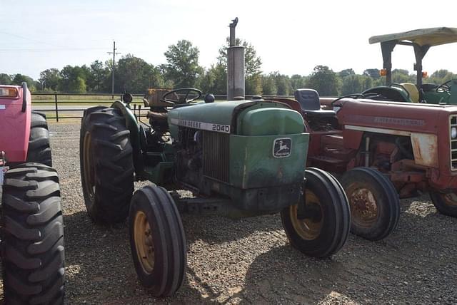 Image of John Deere 2040 equipment image 3