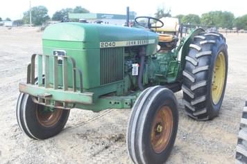 Main image John Deere 2040