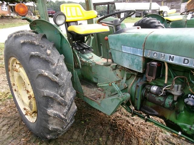 Image of John Deere 2040 equipment image 3